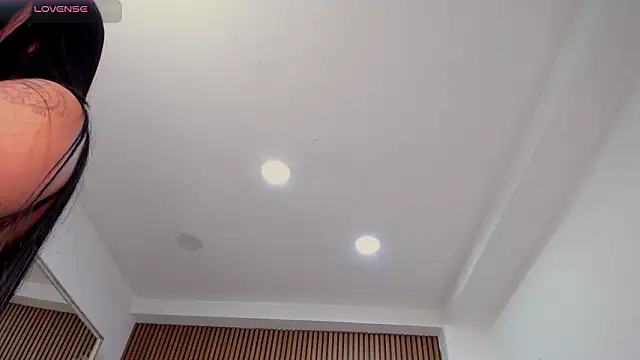 SelenaStonne Chat XXX live