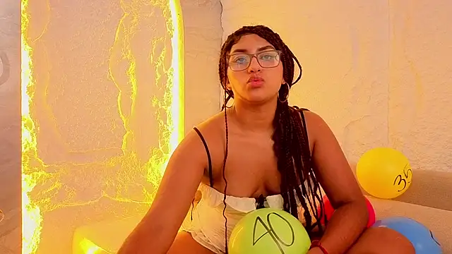 isabella_tpn Live XXX chat