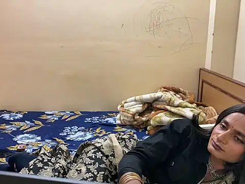 LuvLayla 现场XXX聊天