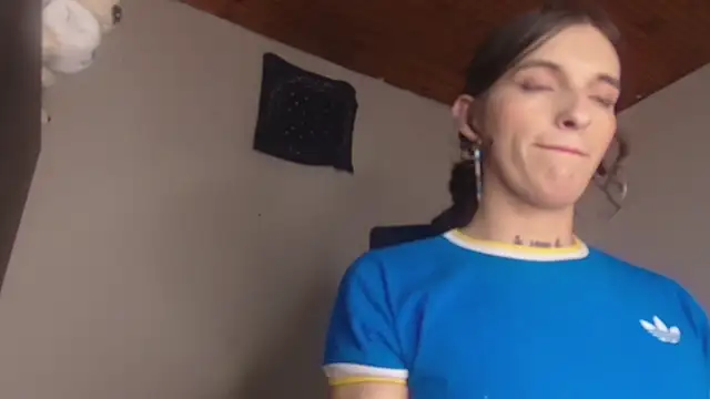 دردشة Scarlett_crastrawberry الجنسية المباشرة