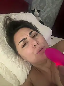 Emma_roqueen 即時 XXX 聊天