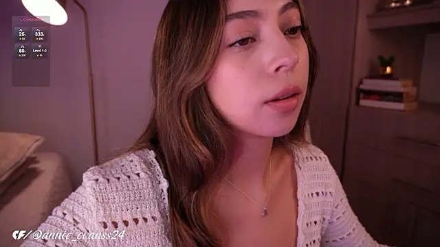 annie24_evans 即時 XXX 聊天