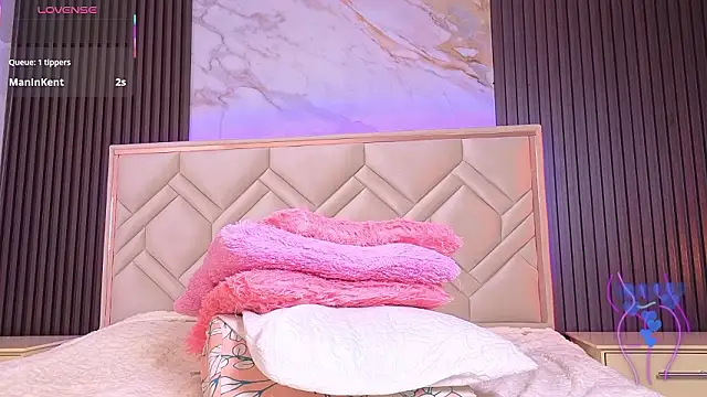 MiaaFarrel লাইভ XXX চ্যাট