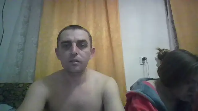 ParaFox's Live XXX Chat