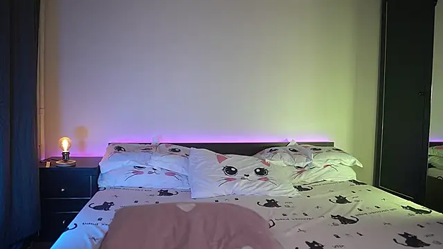 TiffanyPierce's Live XXX Chat