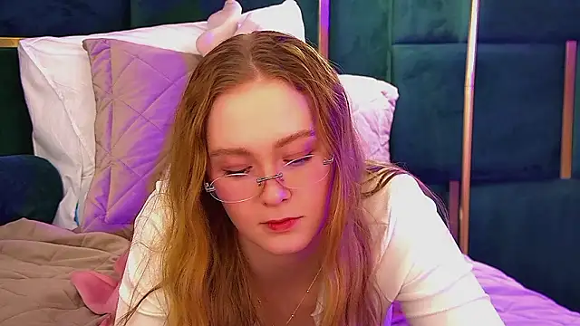 AgataFoxley Chat XXX live