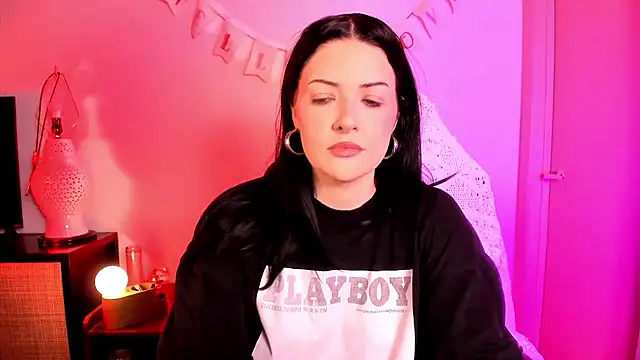 MelroseStrip's Live XXX Chat