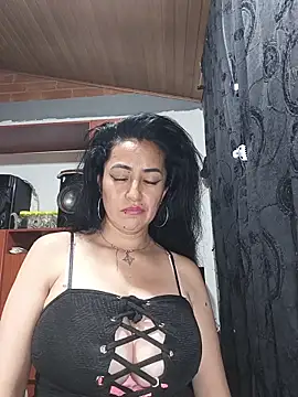 Alexandrina লাইভ XXX চ্যাট