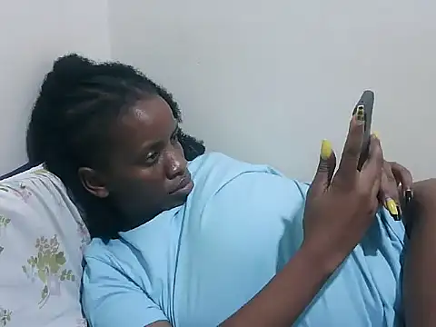 prettybeee Webcam show