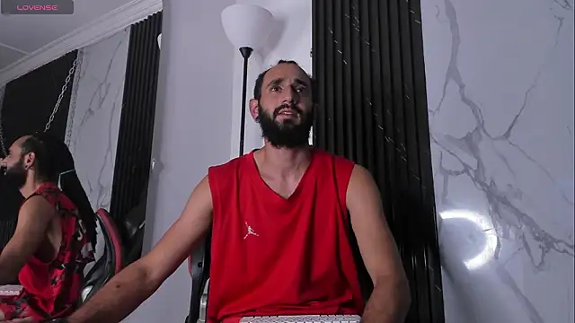 Chat XXX ao vivo de Tatis__