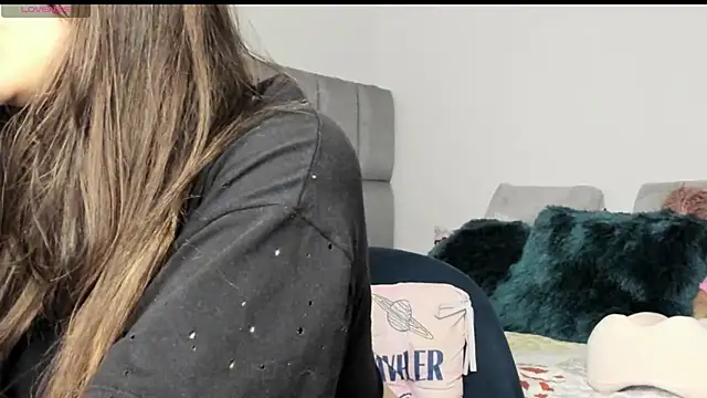 Chat XXX ao vivo de Charlotte7-7