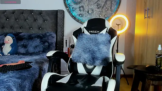 Katherine_Rose: απευθείας συνομιλία ΧΧΧ