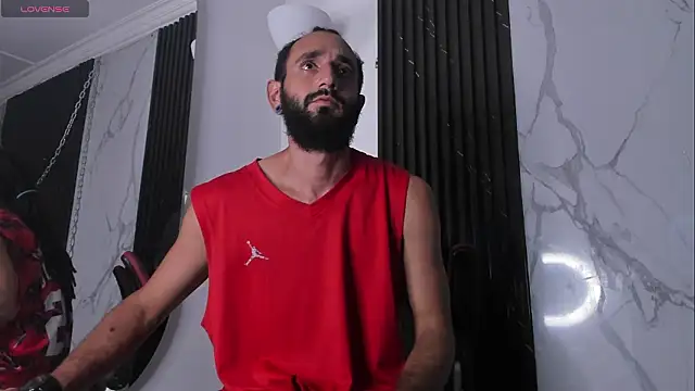 Tatis__ লাইভ XXX চ্যাট