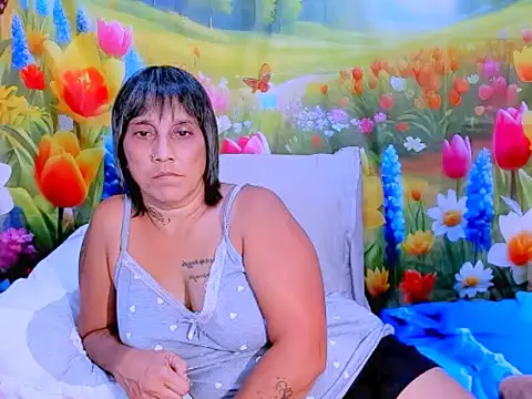 indianroxy Live XXX Chat