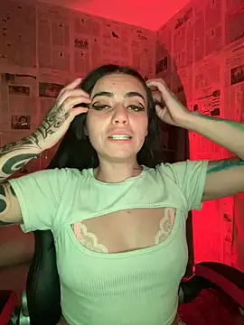 Chatroom XXX en direct de i_am_nina_