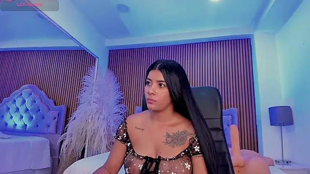 SelenaStonne 现场XXX聊天