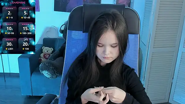 Elainebeness Chat XXX live