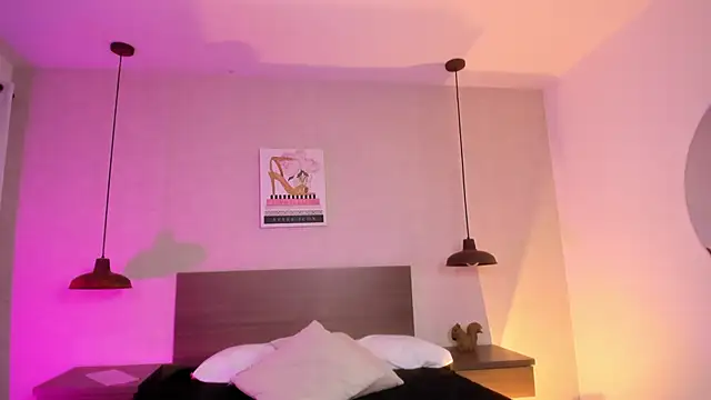 KatyrouseeのライブXXXチャット