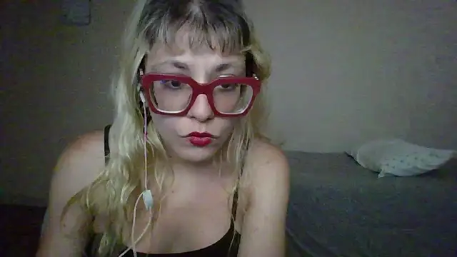 BlondieTami: απευθείας συνομιλία ΧΧΧ