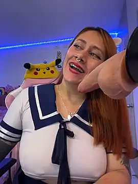 Luna_Paris_ Chat XXX live