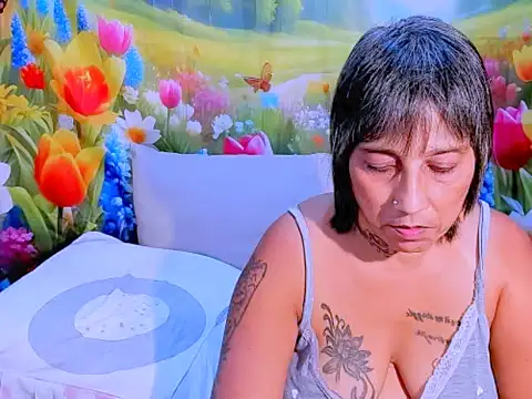 indianroxy Chat XXX live