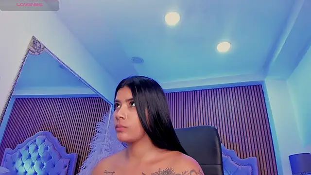 SelenaStonne 라이브 XXX 채팅