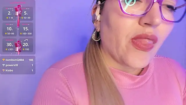 Chat +18 de Naty_Mature_ ao vivo