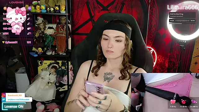 Chat +18 de Lilithara666 ao vivo