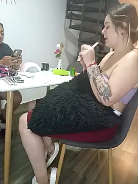 Fernandar2025's Live XXX Chat