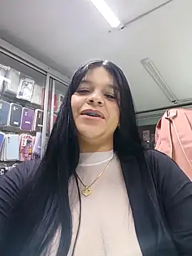 Layla-daring Chat XXX in diretta