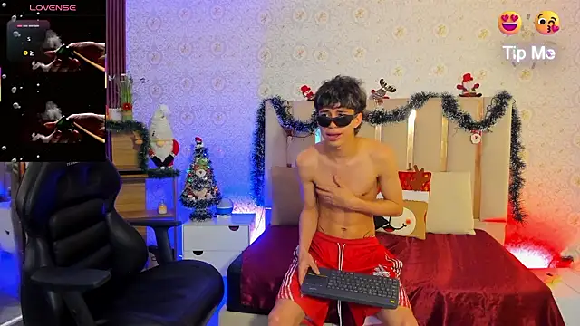 kaelwolf_tay's Live XXX Chat