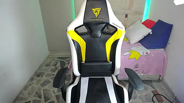 Chat +18 de Little_bubu ao vivo