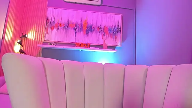 Chat +18 de lilian_vergara ao vivo