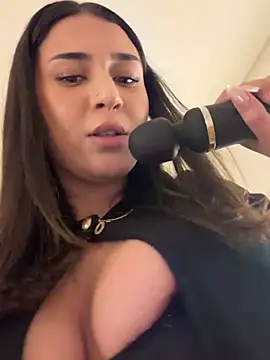 Yasmine-blue: απευθείας συνομιλία ΧΧΧ