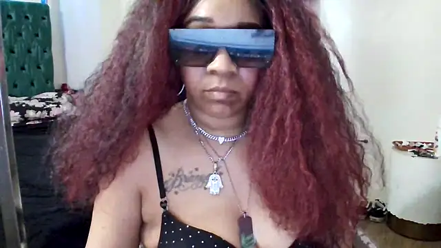 mzpretty444 Live XXX-Chat