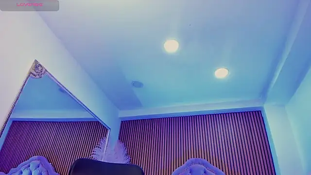 SelenaStonne's Live XXX Chat