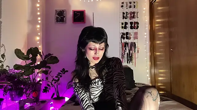 Chat XXX en directo de ELENA_UMBRA