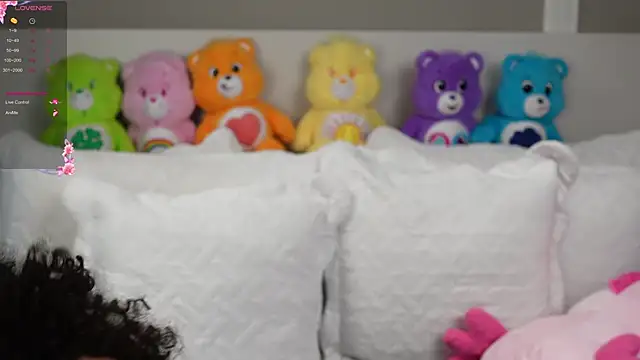 Victoria_Curly élő XXX-chatje