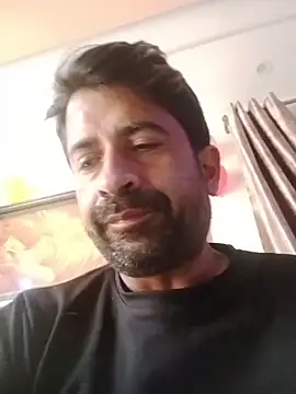 XxX_KING30 élő XXX-chatje