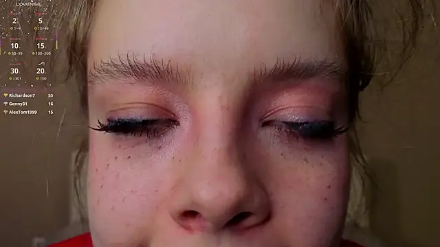 TiffinyMergist Chat XXX in diretta