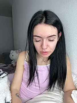 karrr__aaa élő XXX-chatje