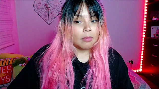 دردشة EllieMoonX الجنسية المباشرة