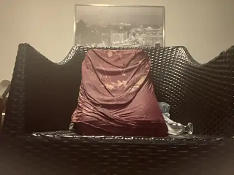 Tyyson03 élő XXX-chatje