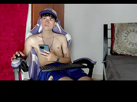 Johnny_cagee_ Webcamshow