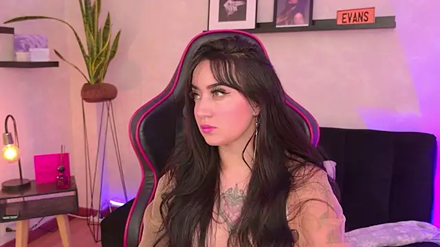 EmmyEvans1 라이브 XXX 채팅