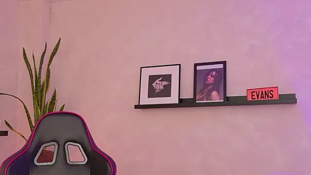 EmmyEvans1: απευθείας συνομιλία ΧΧΧ