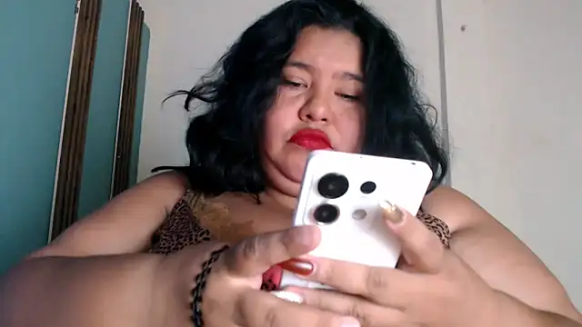 kataleyabig6969 live XXX chat