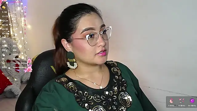 heluejamil: онлайн-секс-чат