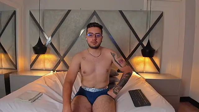 Ethan_Greys' Webcam Show