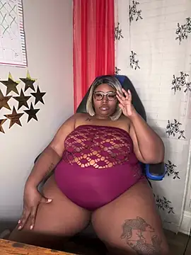 Chocolatebunnyxx96: онлайн-секс-чат